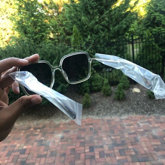 Rebecca Minkoff NIB Grey Shaded Square Ladies Sunglasses GREEN, MSRP $148 - Picture 4 of 10